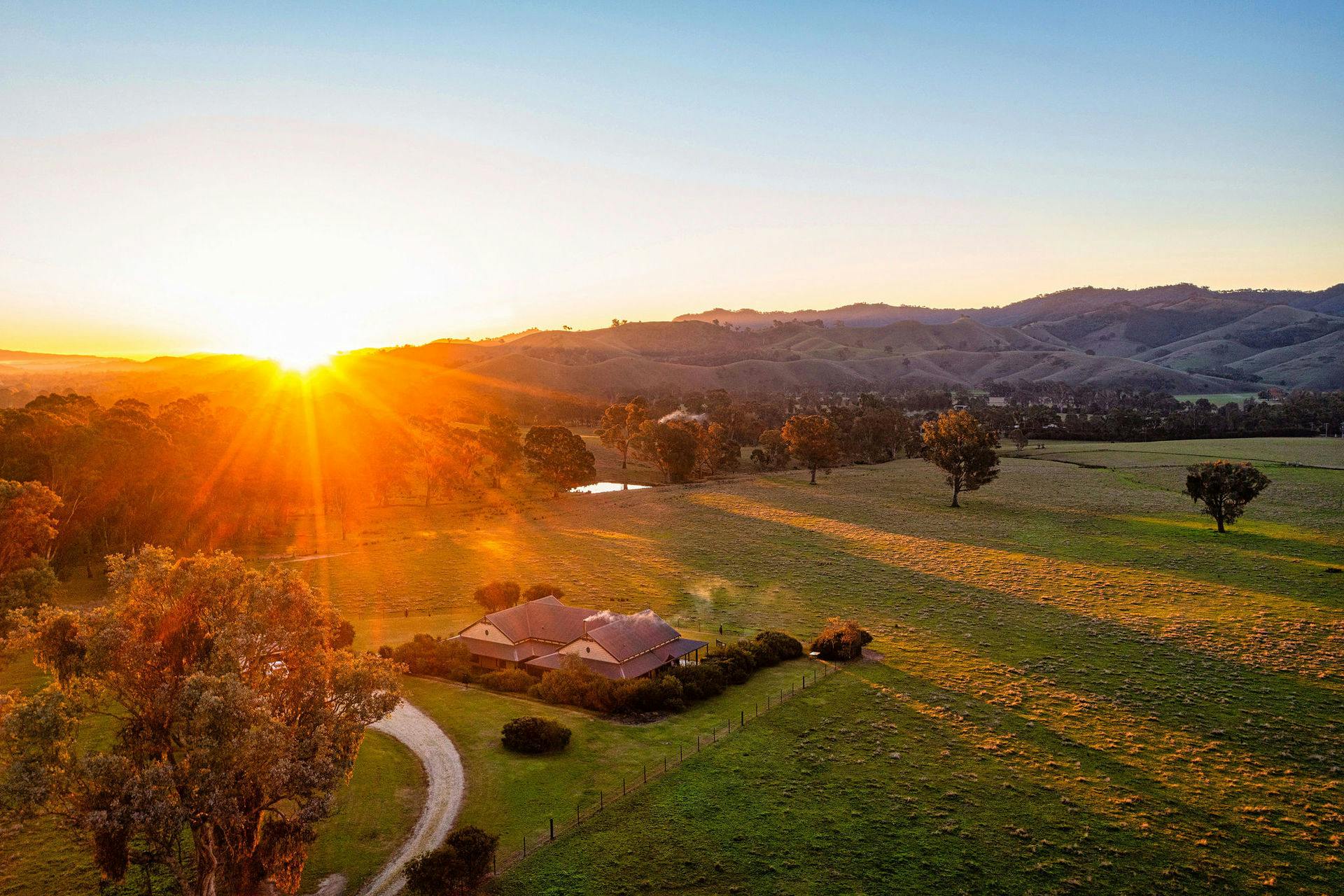 Eildon Riverfront Caravans & Cabins Breeze Holiday Parks